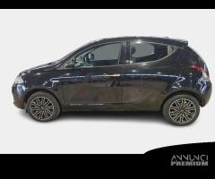 LANCIA YPSILON 1.0 70cv Firefly Hybrid S/S Gold 5