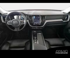 VOLVO XC60 B4 D AWD automatico Momentum Pro