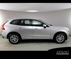 VOLVO XC60 B4 D AWD Geartronic Momentum