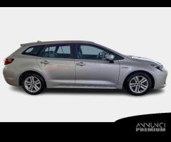 TOYOTA COROLLA TS Hybrid Business WAGON