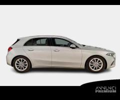 MERCEDES-BENZ A 200 d Automatic 4MATIC Sport 5 POR - 1