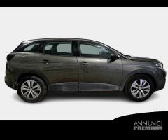 PEUGEOT 3008 BlueHDI 130 S/S Business - 1