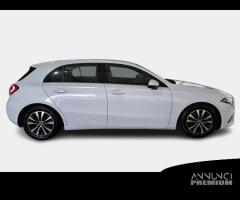 MERCEDES-BENZ A 180 d Automatic Business Extra 5 P