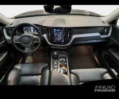 VOLVO XC60 B4 D AWD Geartronic Momentum