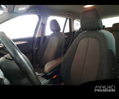 BMW X1 sDrive 18d Business Advantage Autom. - 5