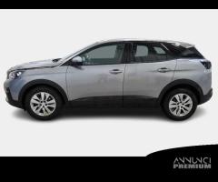 PEUGEOT 3008 BlueHDI 130 EAT8 S/S Business - 2