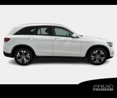 MERCEDES-BENZ GLC 220 d 4Matic Business aut.