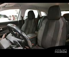 PEUGEOT 3008 BlueHDI 130 EAT8 S/S Business - 5