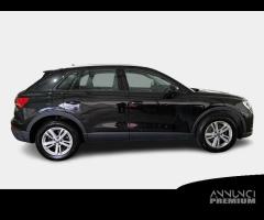 AUDI Q3 35 TDI S tronic Business