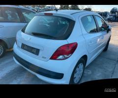 Ricambi usati per Peugeot 207 1.4 8v del 2007 KTF