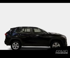 TOYOTA RAV 4 2.5 HV 178cv E-CVT Business 2WD