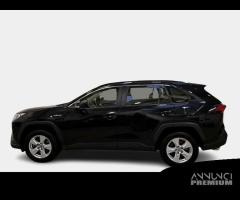 TOYOTA RAV 4 2.5 HV 178cv E-CVT Business 2WD