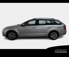 SKODA OCTAVIA WAGON 1.6 TDI EXECUTIVE