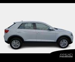 VOLKSWAGEN T-ROC 1.6 TDI SCR Business