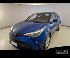 TOYOTA C-HR 1.8H 98CV E-CVT Business