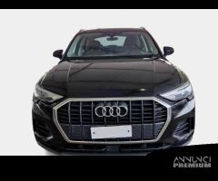 AUDI Q3 35 TDI S tronic Business