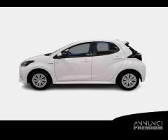 TOYOTA YARIS Hybrid Business MY20 5 PORTE