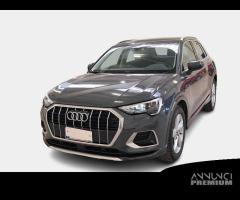 AUDI Q3 35 TDI S tronic Business Advanced