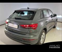 AUDI Q3 35 TDI S tronic Business