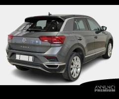 VOLKSWAGEN T-ROC 1.5 TSI ACT Advanced BMT DSG