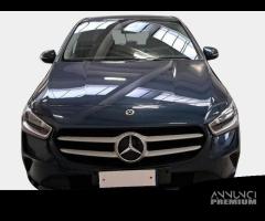 MERCEDES-BENZ B 180 d Automatic Executive