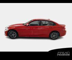 BMW 318 48V Business Advantage auto 4 PORTE BERLIN - 1