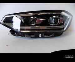 Volkswagen Golf 7 Sportvan Fanale anteriore a LED - 1