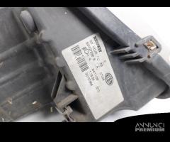 8200733878 FANALE ANTERIORE SX DACIA SANDERO (B90)