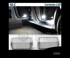 Luci di Cortesia LED Per MERCEDES GLC Sottoporta