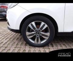 Hyundai ix35 Diesel 1.7 crdi Xpossible 2wd FL - 12