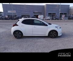 Toyota Yaris IV 2020 1.5h Lounge