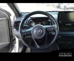 Toyota Yaris IV 2020 1.5h Lounge - 21