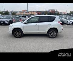 Toyota RAV4 III 2010 Crossover Diesel Crossov... - 3