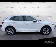 Audi Q5 II 2017 Diesel 40 2.0 tdi Design quat... - 4