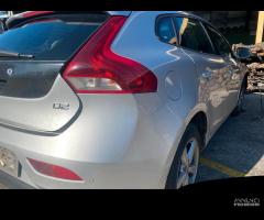 Ricambi usati per Volvo V40 1.6 D2 del 2013