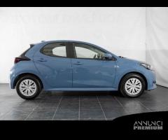 Toyota Yaris 1.0 5 porte Active - 14