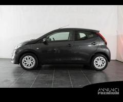 Toyota Aygo Connect 1.0 VVT-i 72 CV 5 porte x...