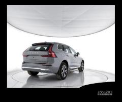 VOLVO XC60 T6 AWD Plug-in hybrid Elettrica/Benzi