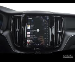 VOLVO XC60 T6 AWD Plug-in hybrid Elettrica/Benzi - 13