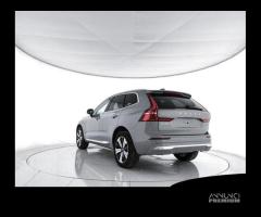 VOLVO XC60 T6 AWD Plug-in hybrid Elettrica/Benzi