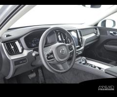 VOLVO XC60 T6 AWD Plug-in hybrid Elettrica/Benzi - 8