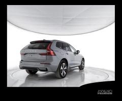 VOLVO XC60 T6 AWD Plug-in hybrid Elettrica/Benzi