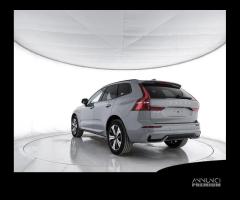 VOLVO XC60 T6 AWD Plug-in hybrid Elettrica/Benzi