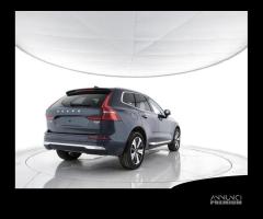 VOLVO XC60 T6 AWD Plug-in hybrid Elettrica/Benzi