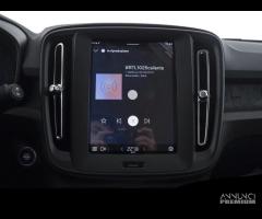 VOLVO XC40 B3 Mild hybrid Benzina Essential - 13