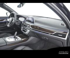 BMW 730 Serie 7 d 48V - 12