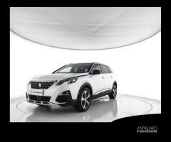 PEUGEOT 5008 BlueHDi 120 S&S EAT6 GT Line 7 Post