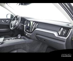 VOLVO XC60 B4 (d) AWD Geartronic Momentum Pro - 12