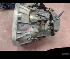 Cambio Renault Trafic M9RH7 6 MARCE