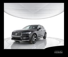 VOLVO XC60 T6 AWD Plug-in hybrid Elettrica/Benzi